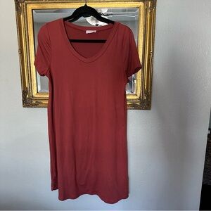 Pink Lily V-Neck T-Shirt Dress